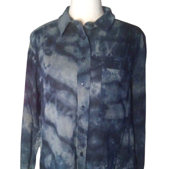 Anthropologie Pilcro Navy & Gray Tye Dye Button Front Cotton Blouse Size Medium - Picture 2 of 8